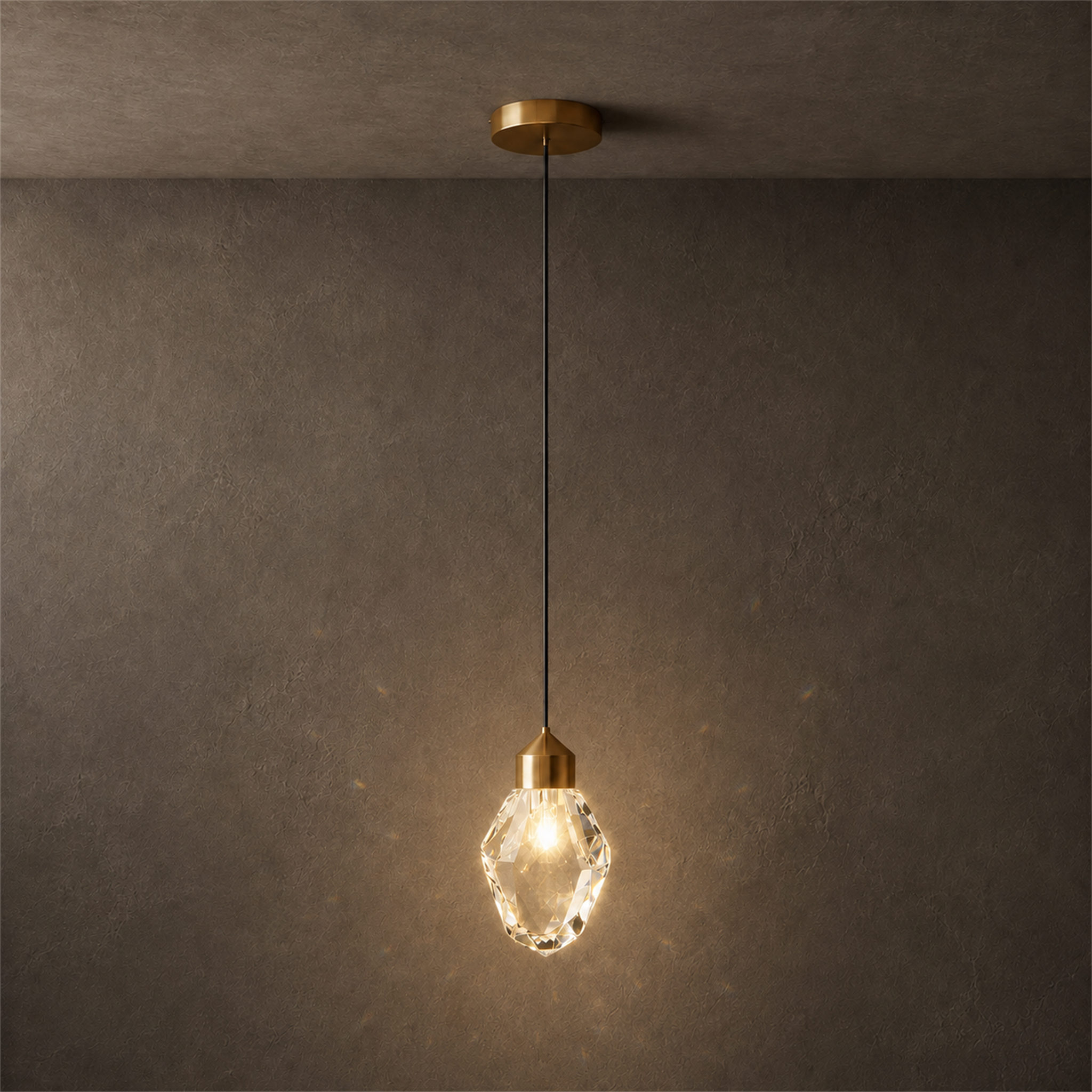 Cristal Mini Crystal Pendant Light | Gold Faceted Hanging Light for Kitchen Island & Dining