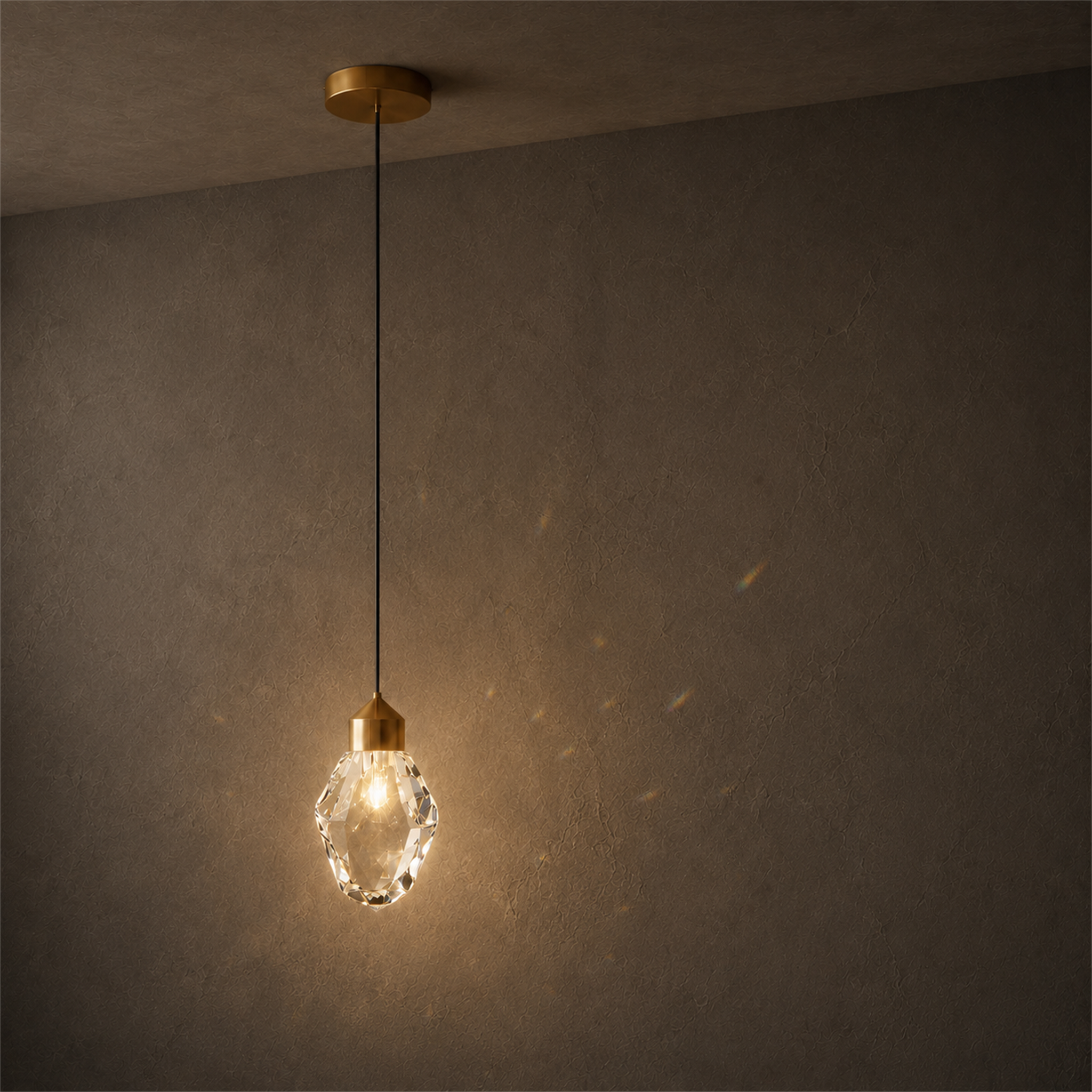 Cristal Mini Crystal Pendant Light | Gold Faceted Hanging Light for Kitchen Island & Dining