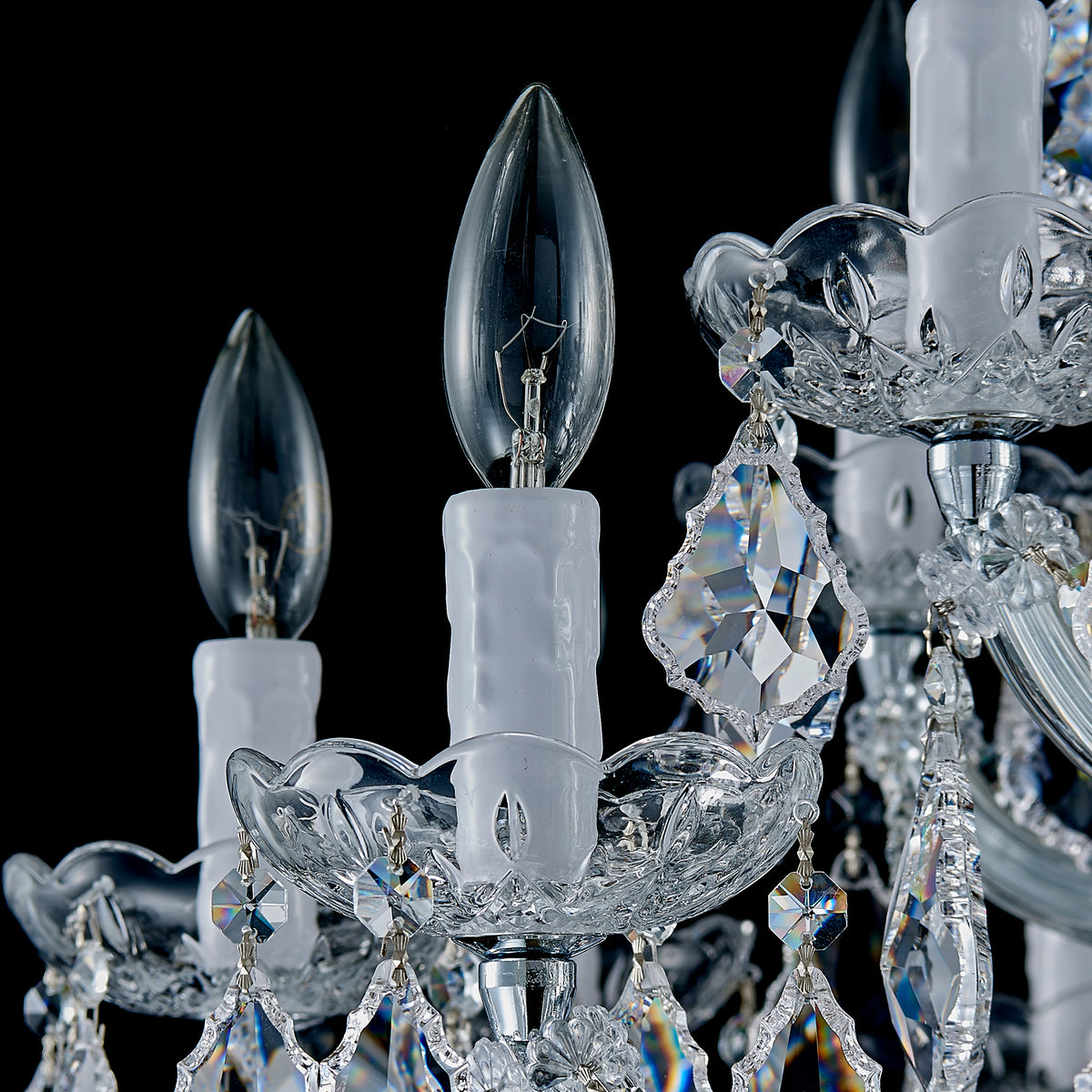 Maria Theresa Chandelier - 24 Lighting Sockets Nordic Pendant Light Fixture for Villas Hotels