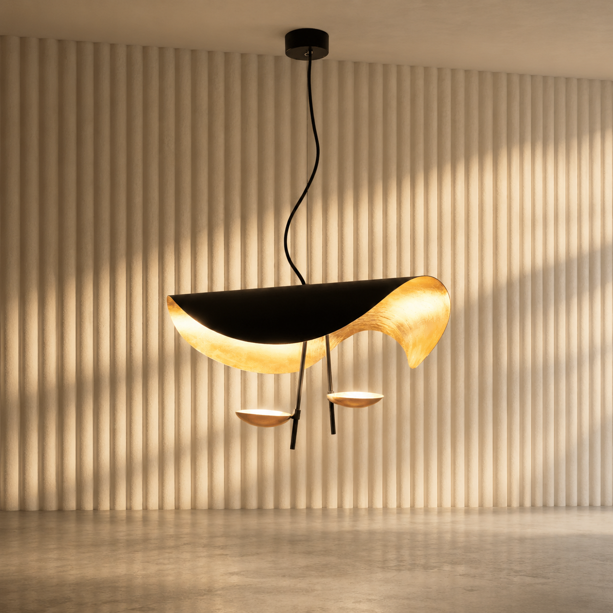 Foglia Curved Metal Pendant Light | Sculptural Black or White LED Pendant for Kitchen Island & Dining
